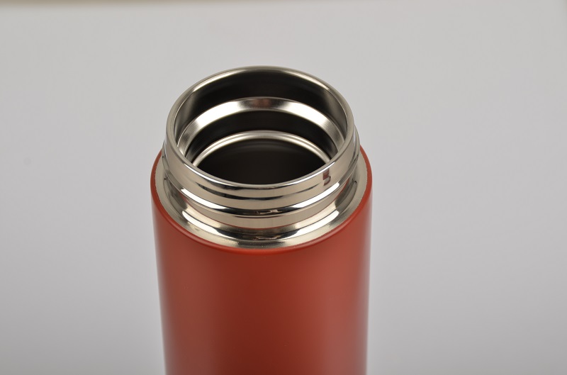 Insulin Pens Cooler Travel Cup red